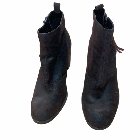 DV Dolce Vita Booties - Picture 4 of 9